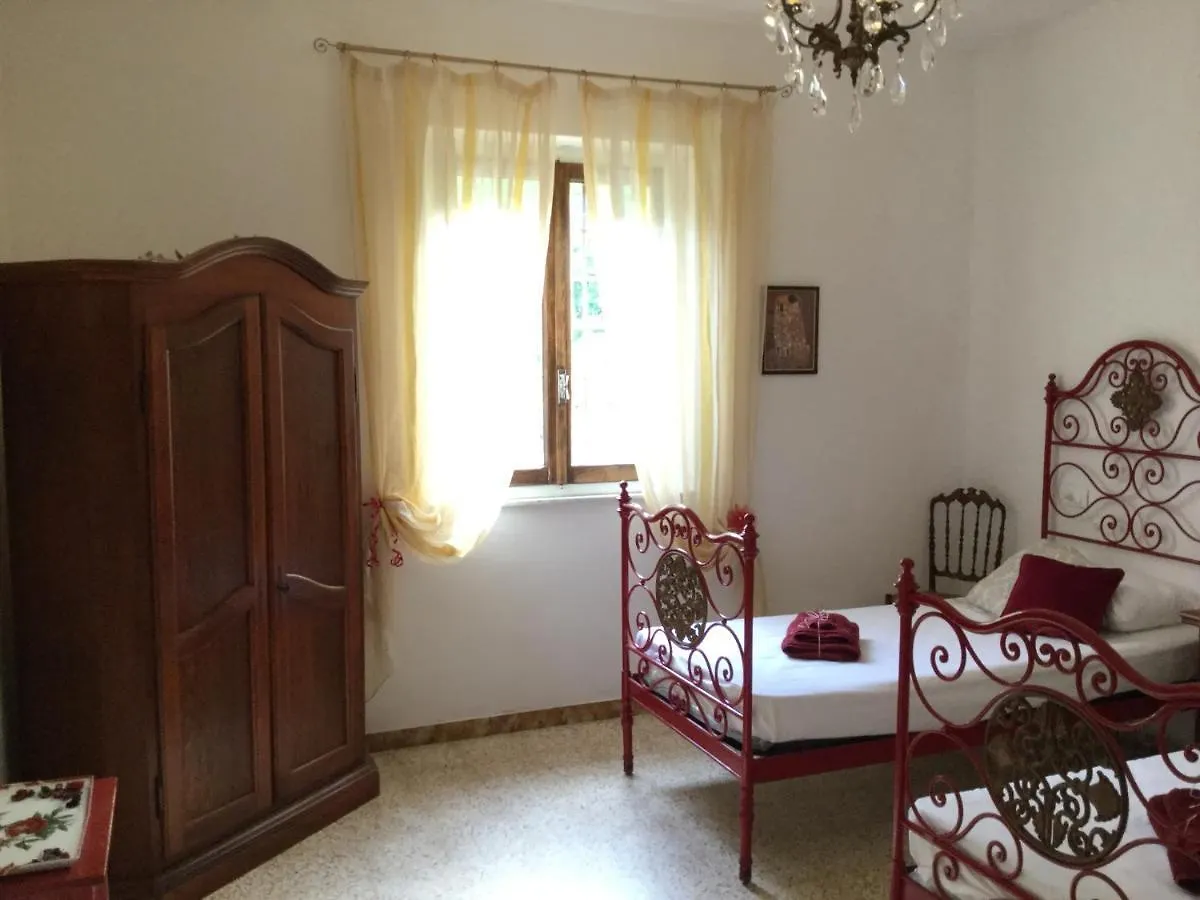Villa Chanel Rensa Italy